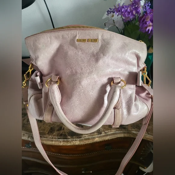 Miu Miu Pink Vitello Lux Bow Handbag. Check my ebay store for great discounts - Picture 4 of 9